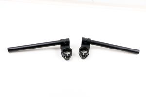 Cafe Racer Stummellenker gekröpft mit 36mm Klemmschellen