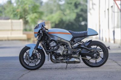 BMW S1000RR verrückter Caferacer Motorradumbau