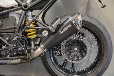 BMW R nineT 14-16 Akrapovic Auspuff Slip-On titan tiefe Montage schwarz