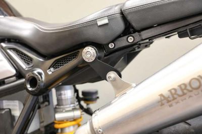 BMW R9T exhaust bracket kit for high-mounted Arrow exhaust system
