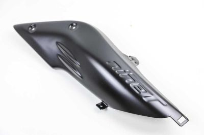 Powder coating of the cover of the air duct in black for RnineT