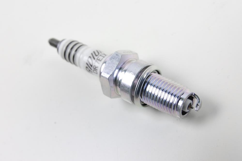BMW K75 K100 K1100 Spark plug NGK DR7EIX