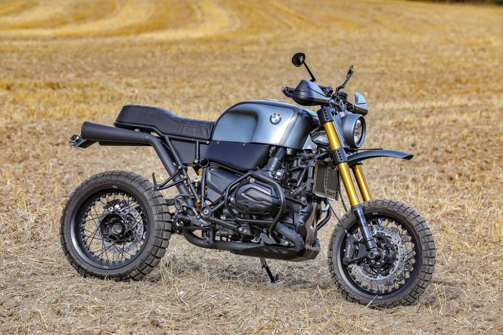BMW R1200R Scrambler conversion