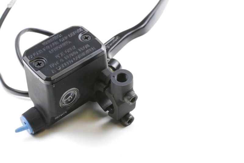 SE brake cylinder complete with reservoir and lever