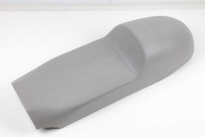 Caferacer Sitzbankschaum vorgefräst für SE Sitzbankgrundplatte 600mm