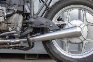 BMW R65 R80 R100 Monolever Edelstahl 2-1 Auspuffanlage  unten liegend für originale Krümmer mit E Prüfzeichen
