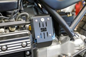 Zündspulenabdeckung mit Aufnahme des originalen Zündschlosses BMW K Modelle