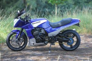 Kawasaki GPZ 900R Superbike mit 1030ccm