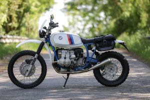 SE ENDURO CONCEPT BIKE ANGL