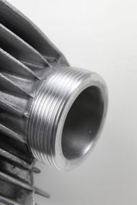 BMW R80 R100 Boxer Auspuffgewinde instandsetzen